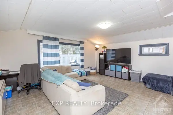 211 HARRIET ST #B, Arnprior, ON K7S 2T2