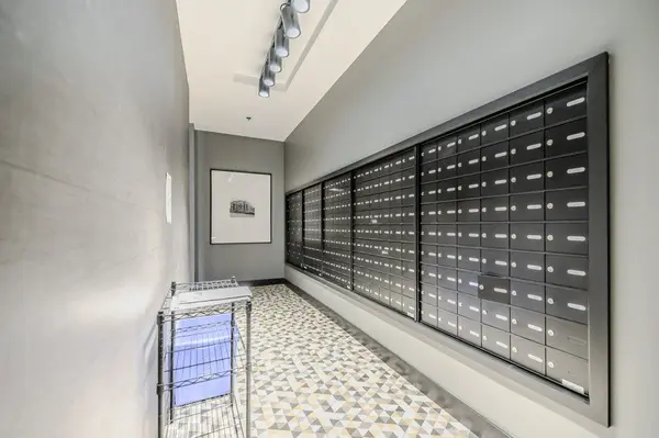 50 Grand AVE S #1604, Cambridge, ON N1S 0C2