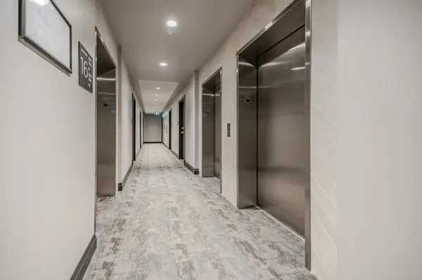 50 Grand AVE S #1604, Cambridge, ON N1S 0C2