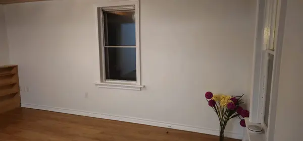 90 Mill ST W, Greater Napanee, ON K7R 1X9