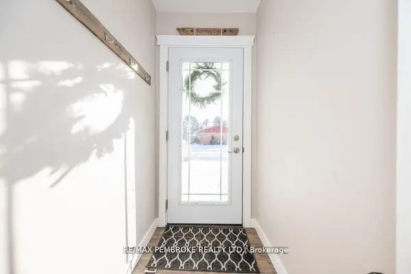 13 Highland CRES, Deep River, ON K0J 1P0