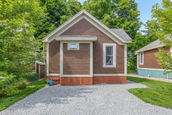 6 Farm View LN #143, Prince Edward County, ON K0K 1P0