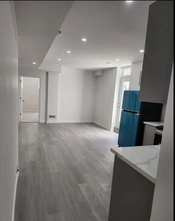 456 Twin Leaf ST #Bsmt, Waterloo, ON N2V 0B7