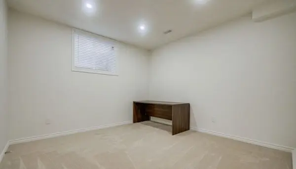 456 Twin Leaf ST #Bsmt, Waterloo, ON N2V 0B7