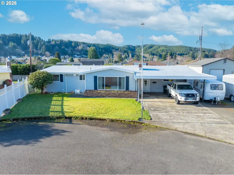 2360 HIGH ST, Reedsport, OR 97467