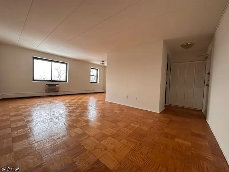 77 Prospect Ave #H, Hackensack City, NJ 07601