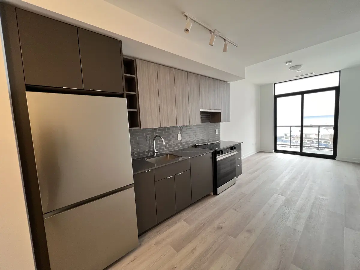 2075 Lakeshore RD #408, Burlington, ON L7R 1E2