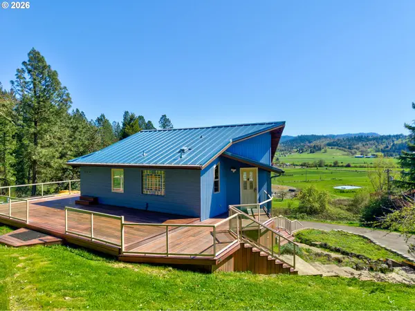 1980 E SIXTH AVE, Sutherlin, OR 97479