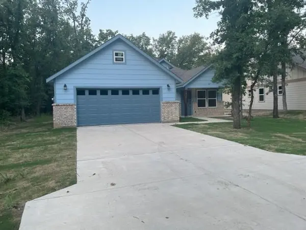 913 HILLBURN Drive, West Tawakoni, TX 75474