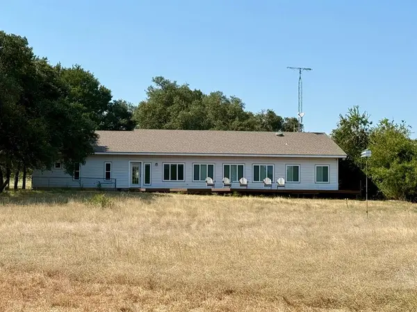 2393 FM 708, Clifton, TX 76689