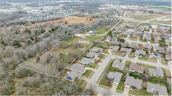 5094 E Mckinney Street, Denton, TX 76208