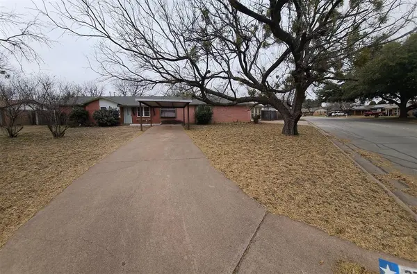2725 Robertson Drive, Abilene, TX 79606