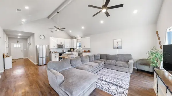 301 Paschall Boulevard, Mabank, TX 75147