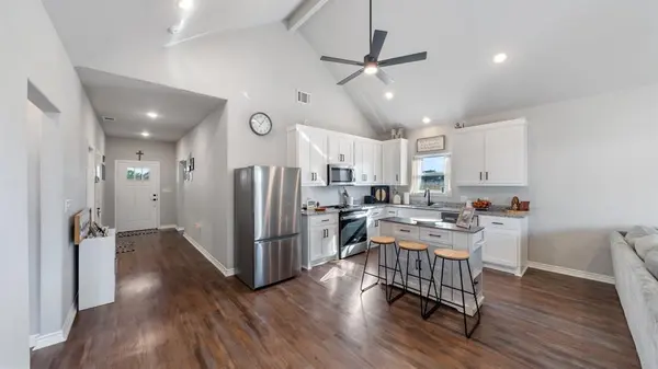 301 Paschall Boulevard, Mabank, TX 75147