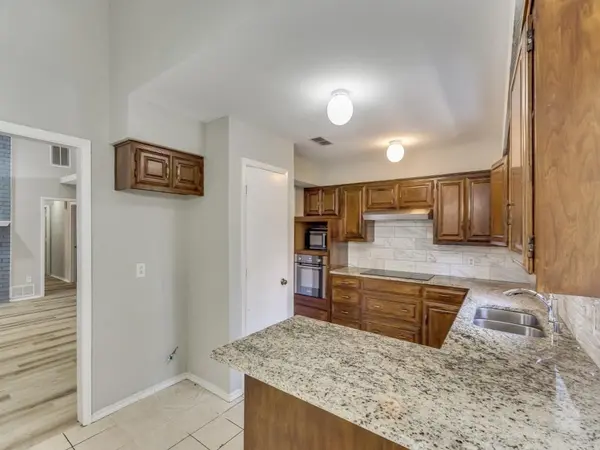 2905 Mollimar Drive, Plano, TX 75075