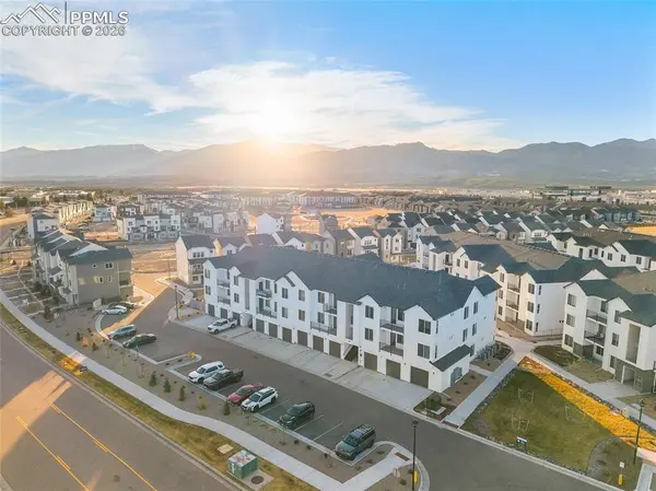 2232 Arikaree HTS #304, Colorado Springs, CO 80908