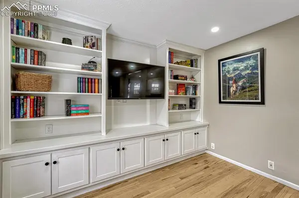 1290 S Forest ST, Denver, CO 80246