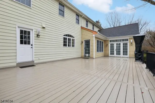 12 Cowie Rd, Chester Twp., NJ 07930