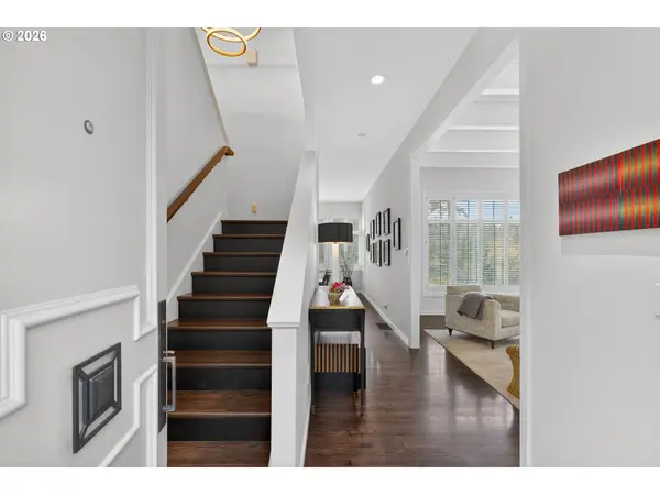 1941 SW MONTGOMERY PL, Portland, OR 97201