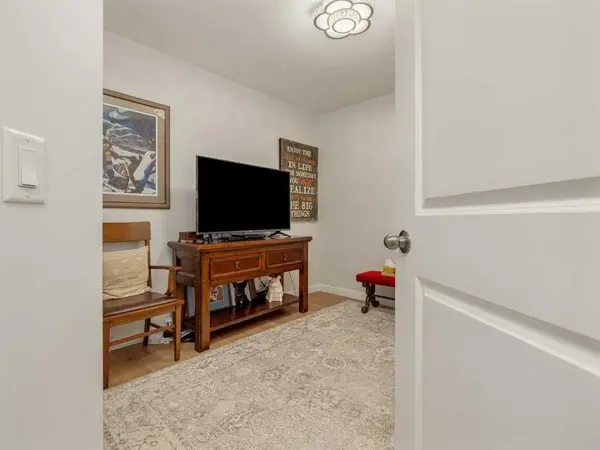 318 Whispering WAY, Vulcan, AB T0L 2B0