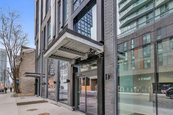 252 Church ST #703, Toronto C08, ON M5B 1Z2