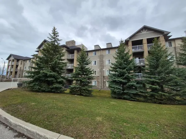 684 Warden AVE #404, Toronto E04, ON M1L 4W4