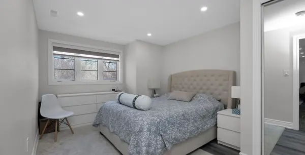 43 Westfield DR, Whitby, ON L1P 0E8