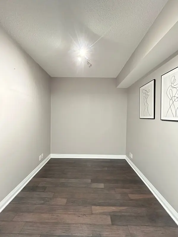 5 Valhalla Inn RD #2506, Toronto W08, ON M9B 0B1