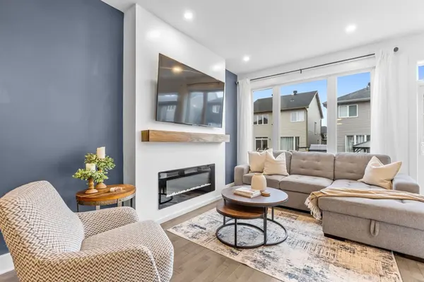 20 Antonakos DR, Carleton Place, ON K7C 0L1