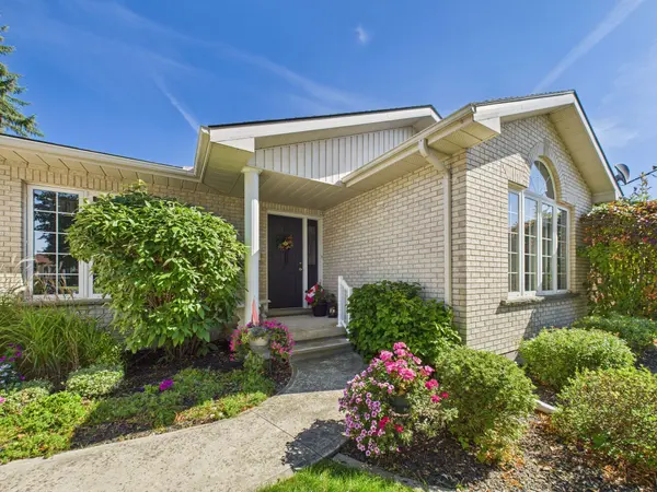 171 Charles ST, North Huron, ON N0G 2W0