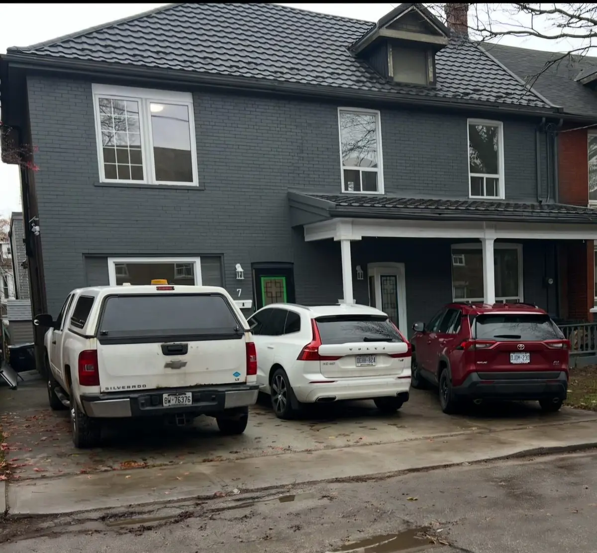 7 Ellsworth AVE, Toronto C02, ON M6G 2K4