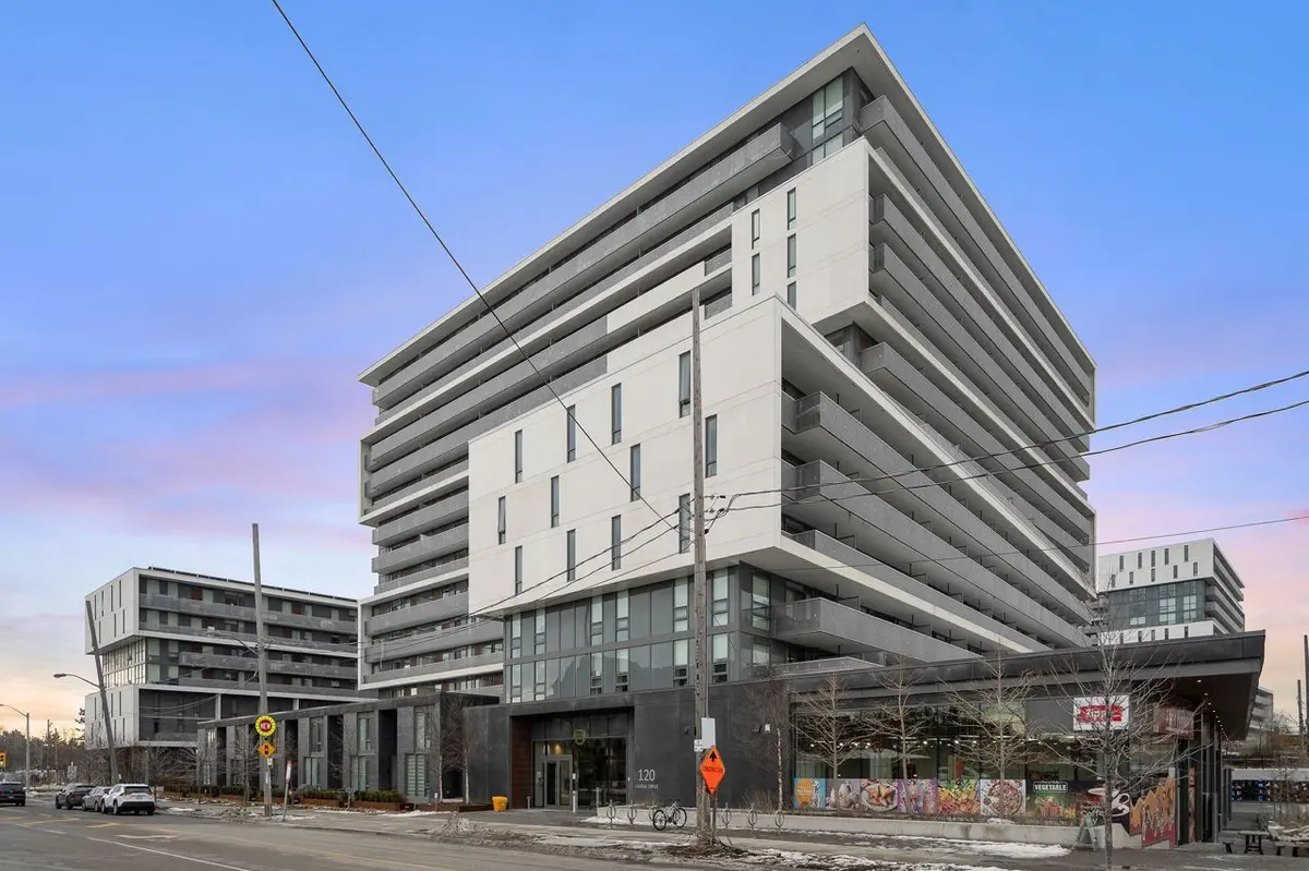 120 Varna DR #619, Toronto C04, ON M6A 0B3