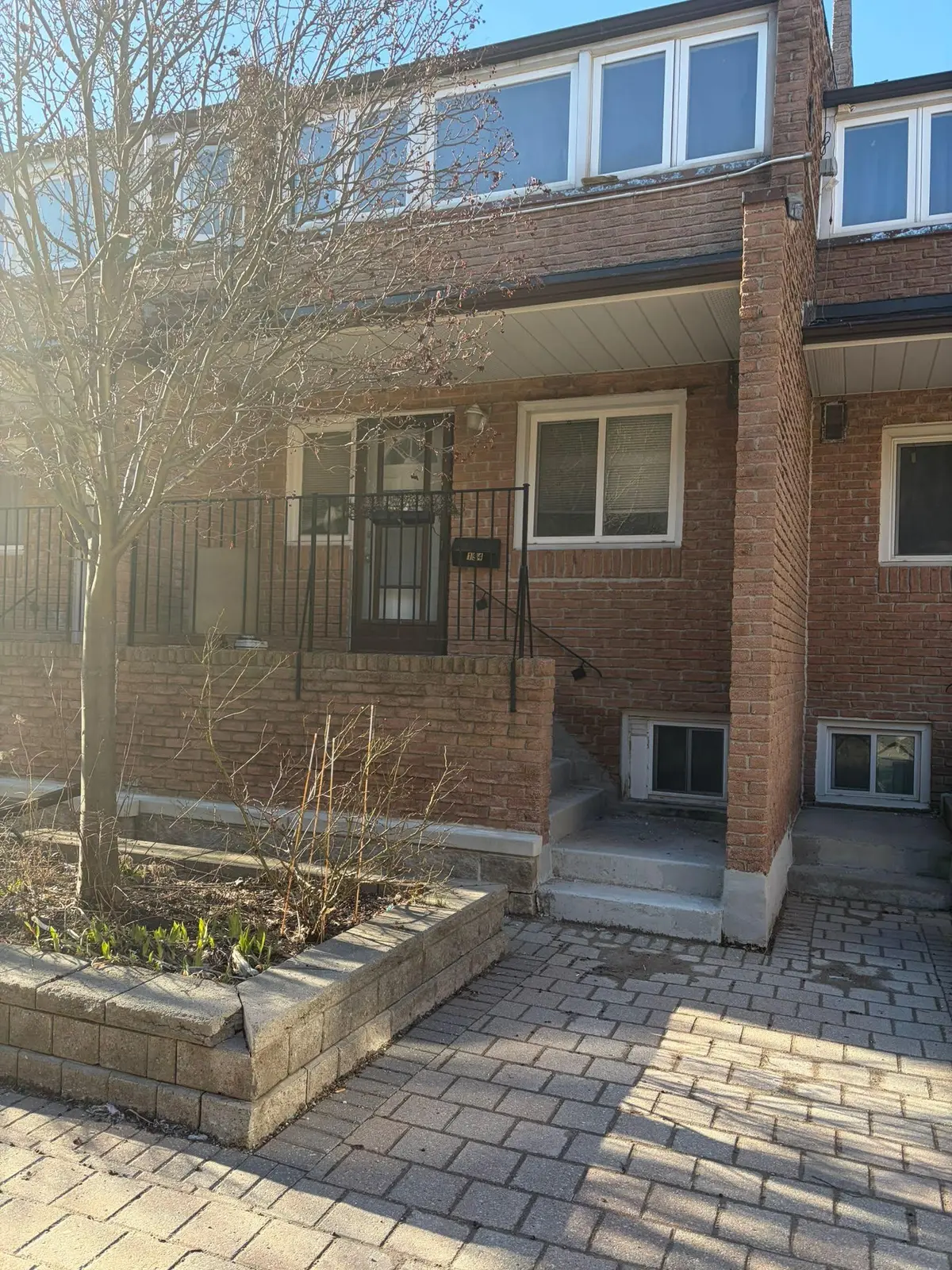 50 Scarborough Golf Club RD #194, Toronto E08, ON M1M 3T5