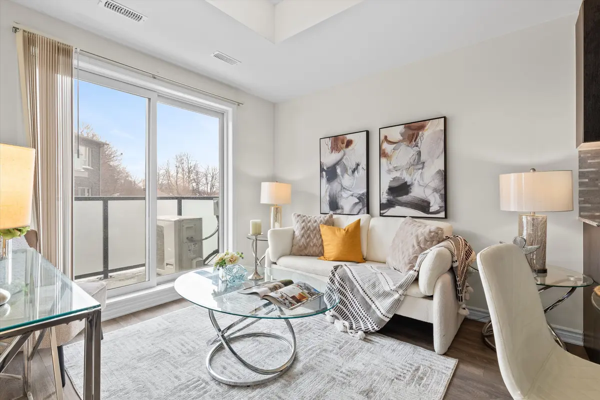 1085 Danforth RD #214, Toronto E08, ON L3R 1A4