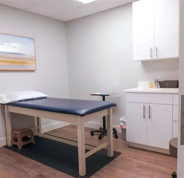 300 N Highland, Sherman, TX 75092