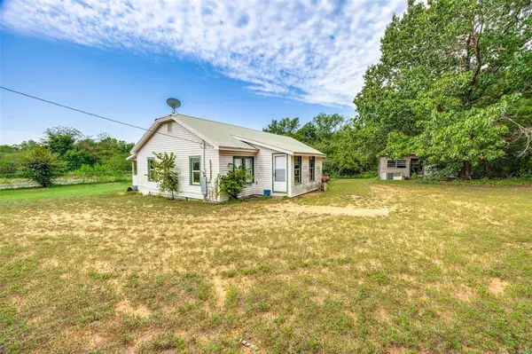 1549 Starr Road, Denison, TX 75021