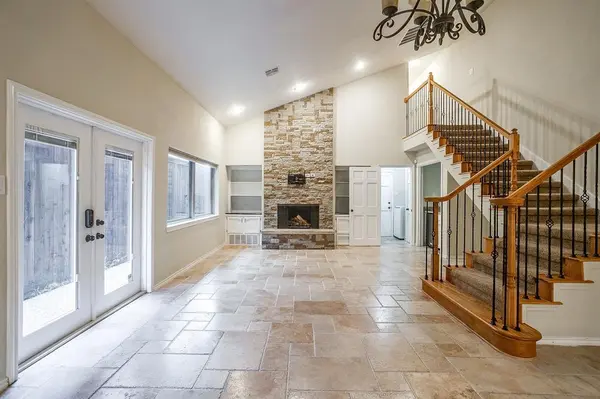 5425 Collinwood Avenue, Fort Worth, TX 76107