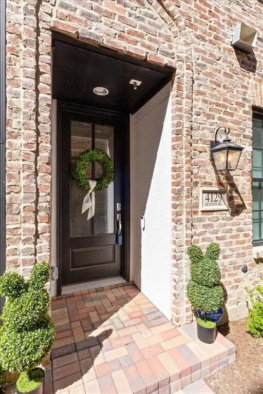 4129 Runyon Road, Addison, TX 75001