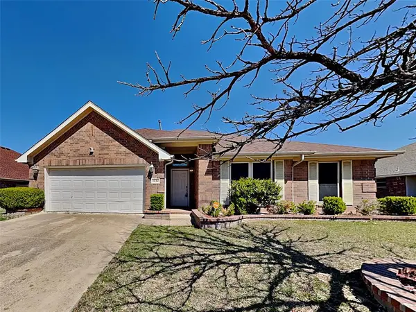 1032 Bending Oak Drive, Cedar Hill, TX 75104