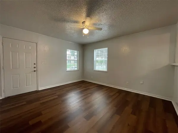 5108 Tulane Avenue, River Oaks, TX 76114