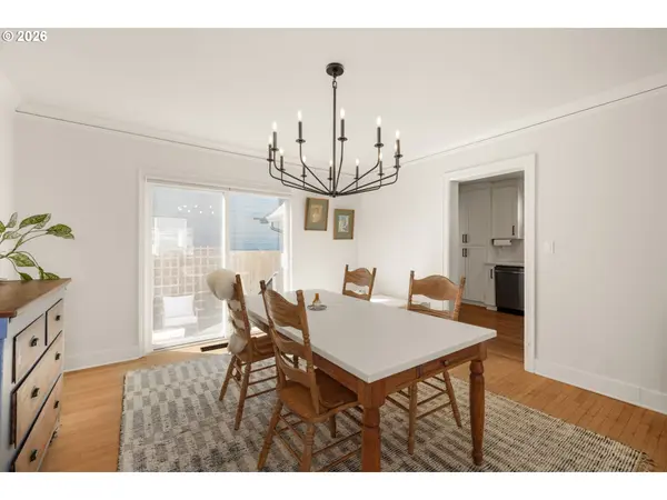 8623 N CURTIS AVE, Portland, OR 97217