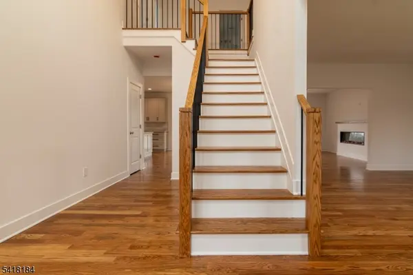 40 Avenue I, Monroe Twp., NJ 08831