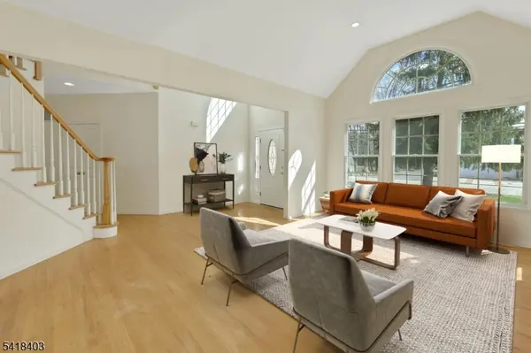 62 E Crescent Ave, Mahwah Twp., NJ 07430