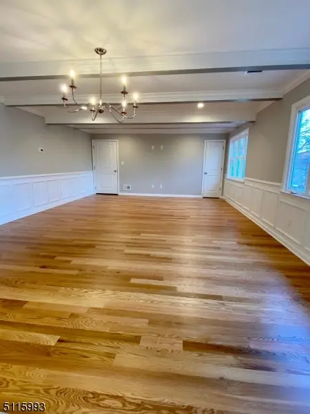 212 N 16th St, Kenilworth Boro, NJ 07033