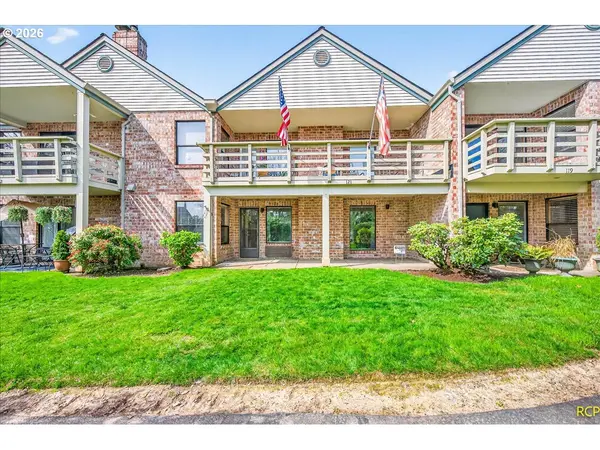 16444 SW 130TH TER #121, Portland, OR 97224