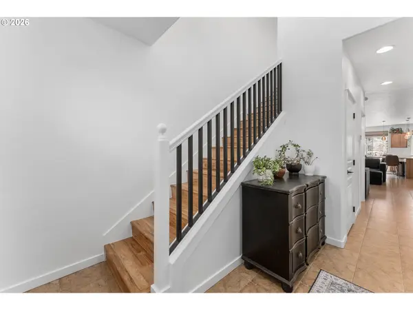 420 BACKWATER LOOP, Sutherlin, OR 97479