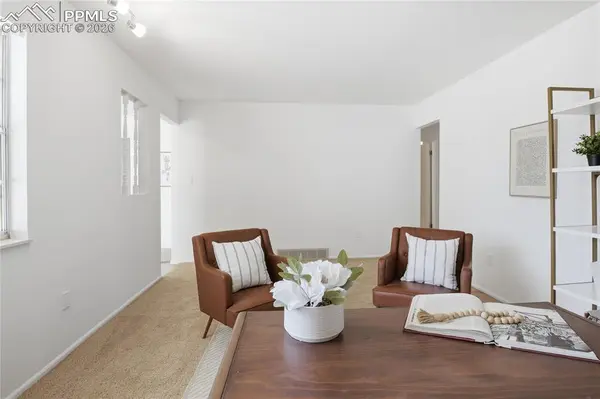 1202 Reinhardt DR, Colorado Springs, CO 80909