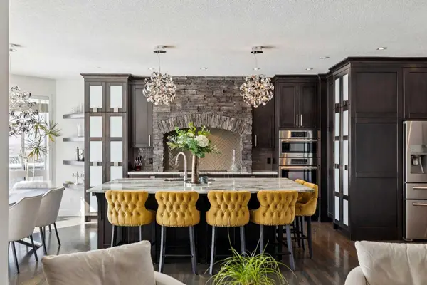 129 Mt Douglas CIR SE, Calgary, AB T2P 3P2