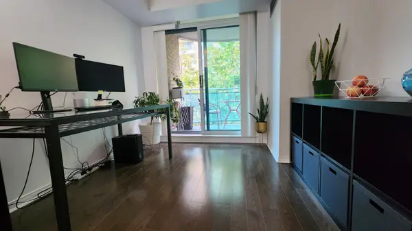 18 Pemberton AVE #409, Toronto C14, ON M2M 1Y1