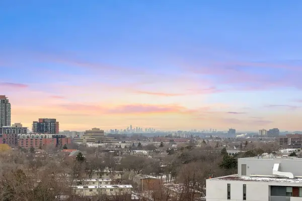 120 Varna DR #619, Toronto C04, ON M6A 0B3